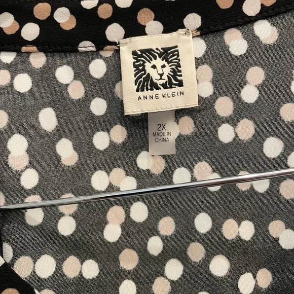 Anne Klein Black and White Dotted Blouse - Picture 3 of 4